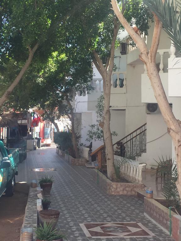 Seven Heaven Hotel Dahab Exterior photo