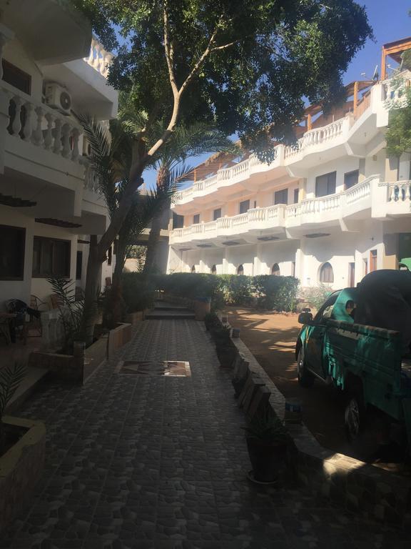 Seven Heaven Hotel Dahab Exterior photo