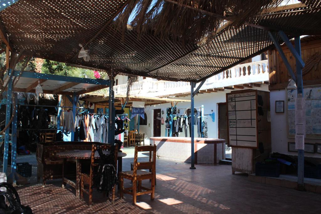 Seven Heaven Hotel Dahab Exterior photo